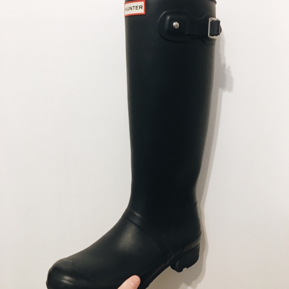 Hunter Tall Navy Rainboots